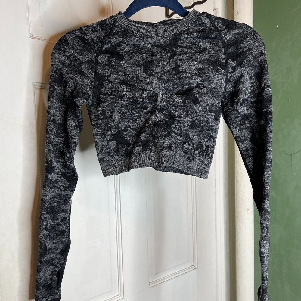 Gymshark adapt camo seamless long sleeve crop top